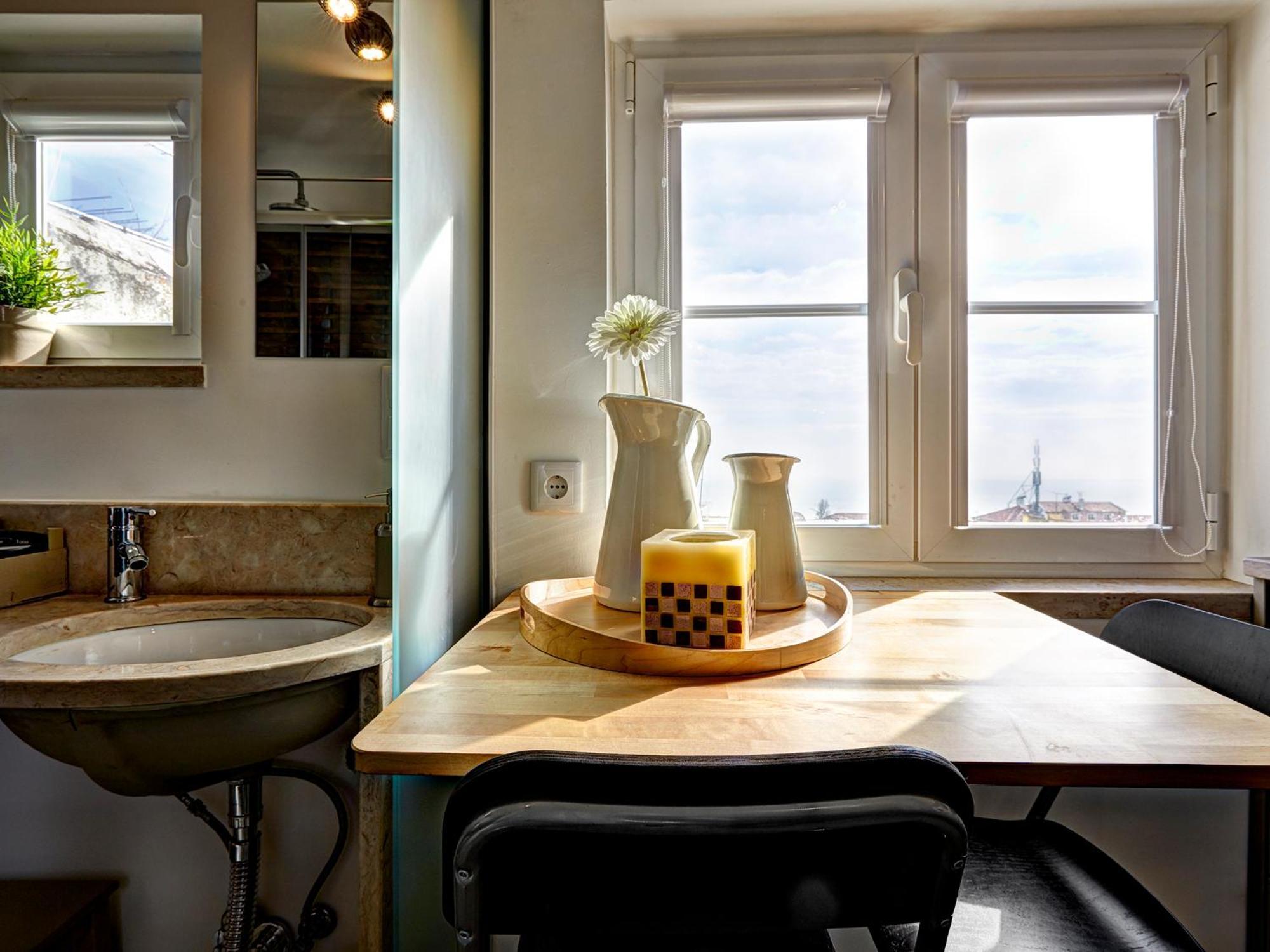Alfama Cozy Studios By Get Your Stay Lisbon Bagian luar foto