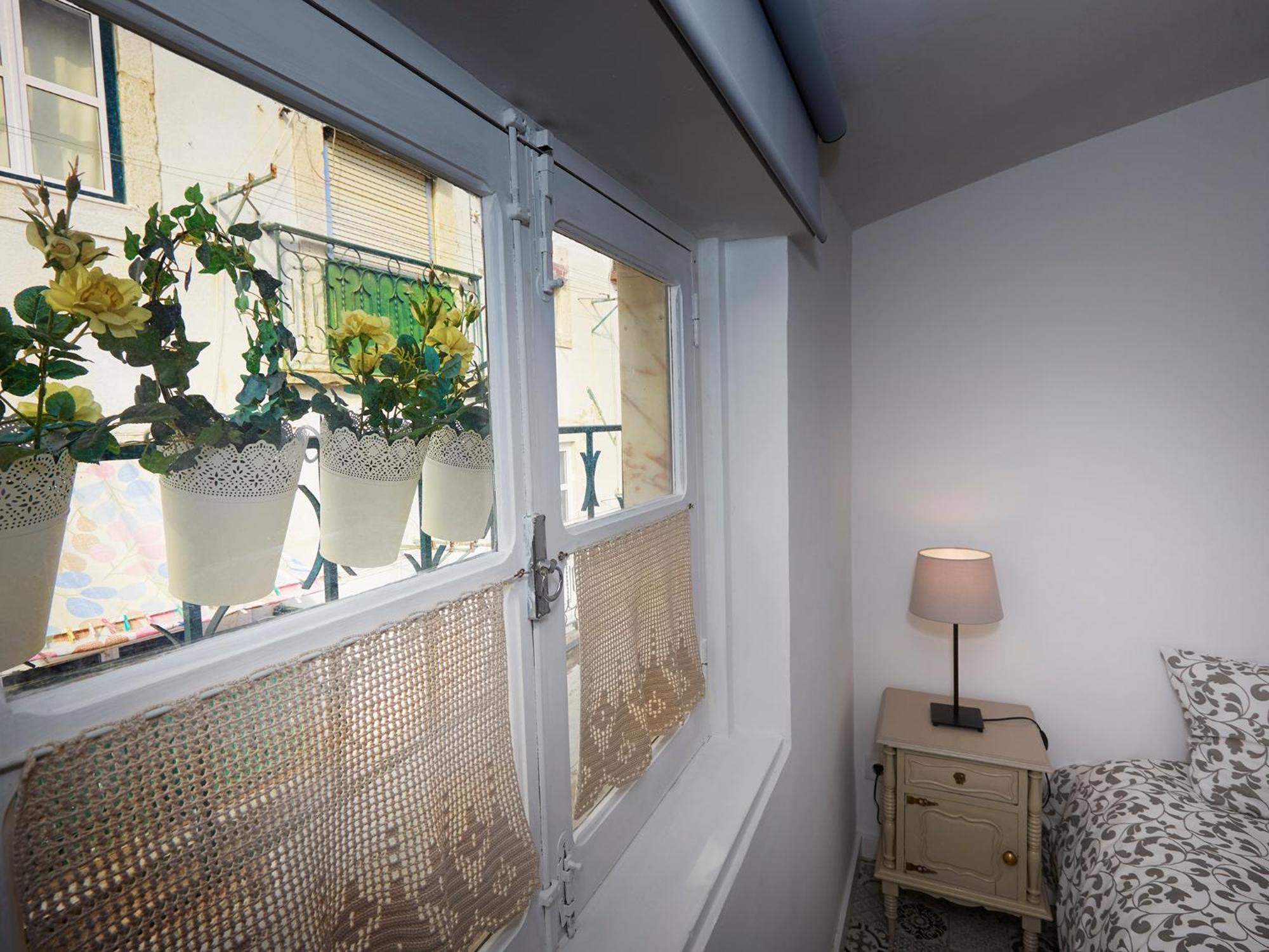 Alfama Cozy Studios By Get Your Stay Lisbon Bagian luar foto